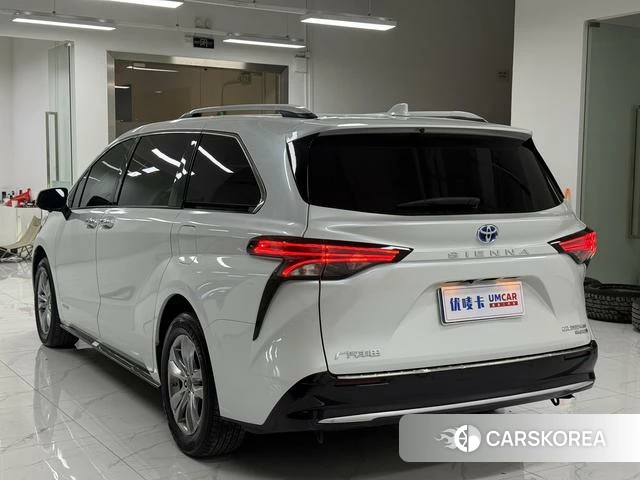 Toyota Saina id 4273652 из Китая 18