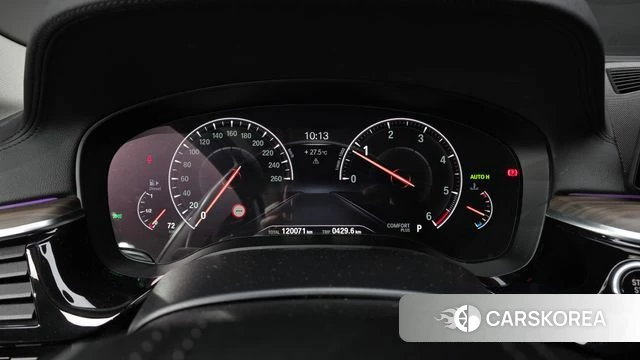 BMW 5 Series (G30) id 4693697 из Кореи 31