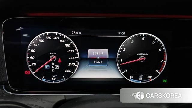 Mercedes-Benz E-Class W213 id 4605332 из Кореи 28