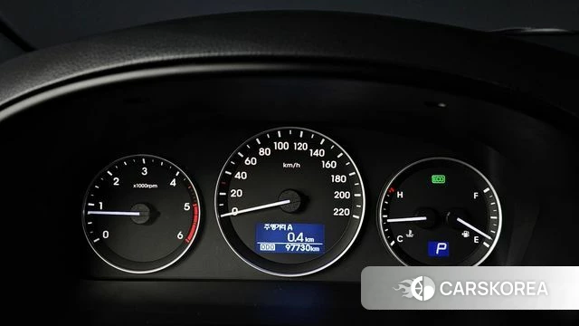 Hyundai The New Grand Starex id 3899959 из Кореи 18