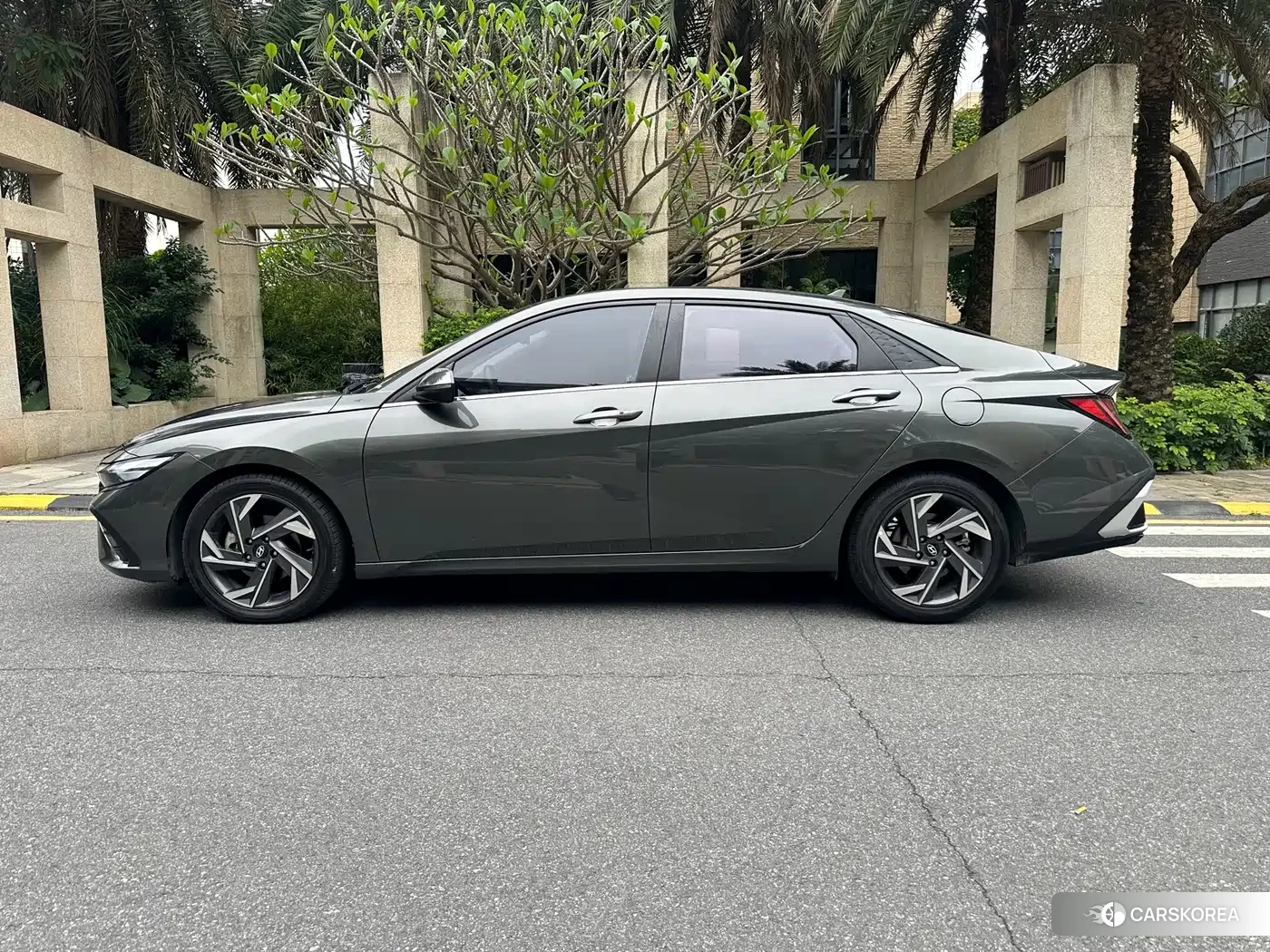 Hyundai Elantra id 4570320 из Китая 20