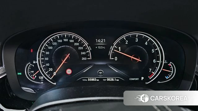 BMW 5 Series (G30) id 3796262 из Кореи 18