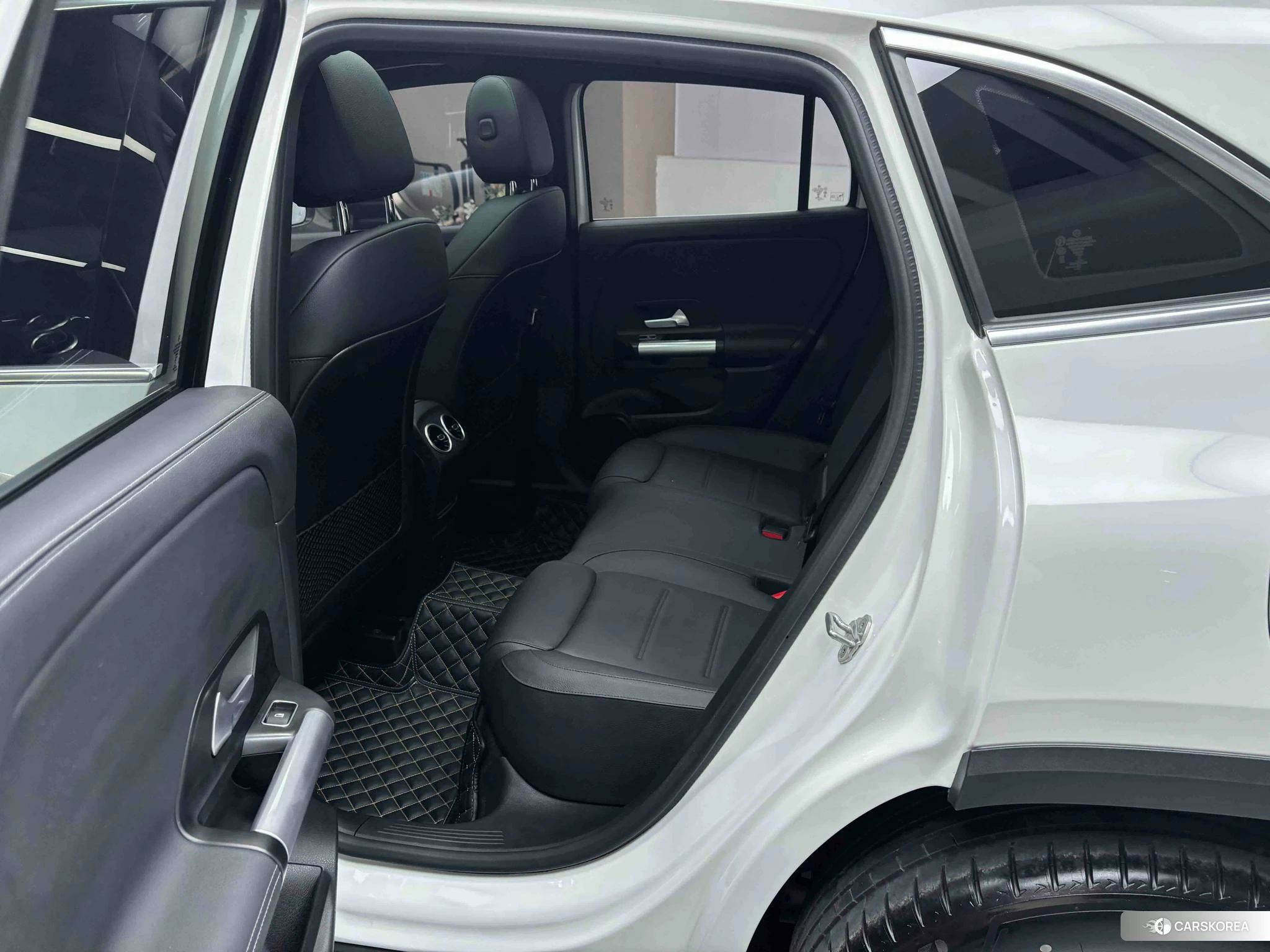 Mercedes-Benz GLA id 4420283 из Китая 38