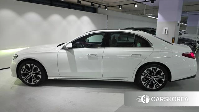 Mercedes-Benz E-Class W214 id 4833921 из Кореи 18