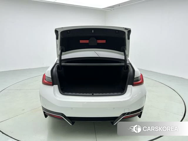 BMW i3 id 4214069 из Китая 18