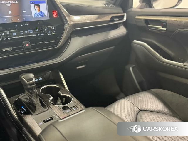 Toyota Crown Lufang id 4328799 из Китая 25