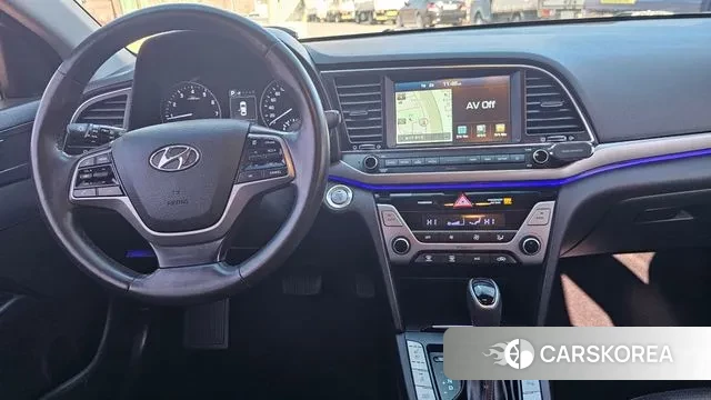 Hyundai Avante AD id 3543762 из Кореи 18