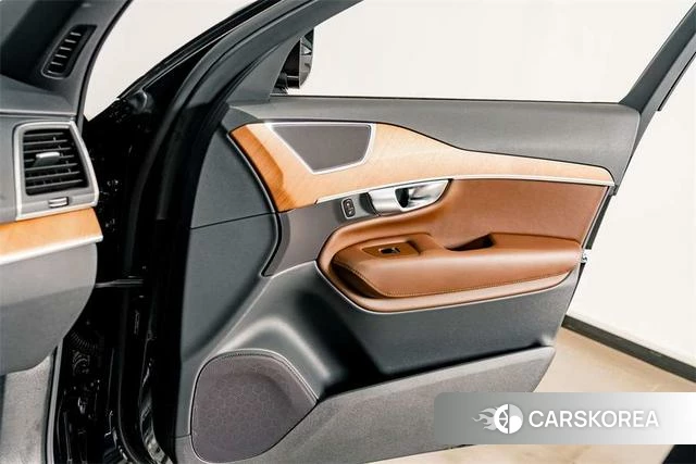 Volvo XC90 id 3857041 из Китая 23