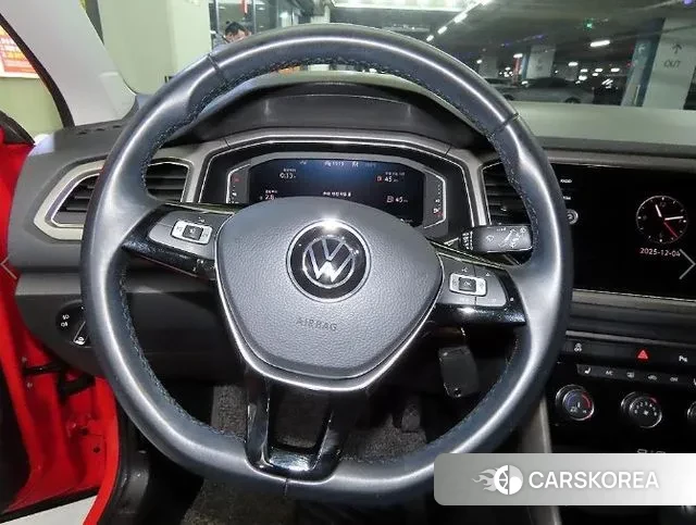 Volkswagen T-Roc id 3640381 из Кореи 17