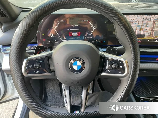 BMW 5 Series (G60) id 4427060 из Кореи 17