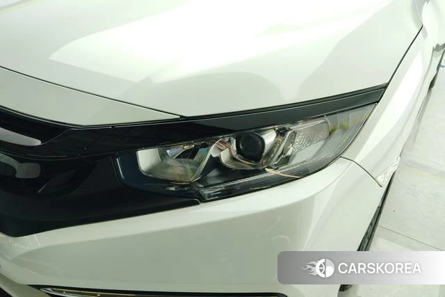 Honda Civic id 3810173 из Китая 15