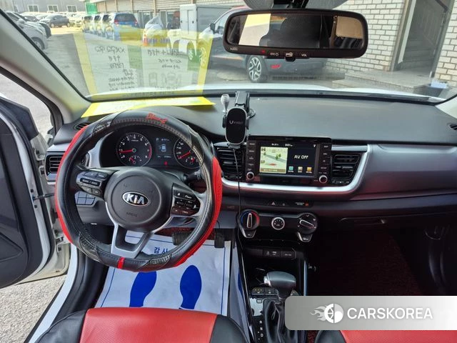 Kia Stonic id 3845741 из Кореи 18