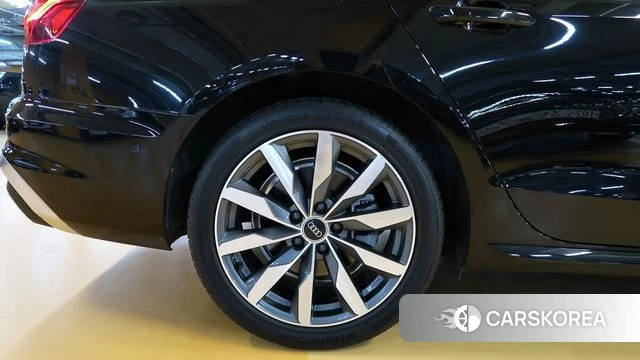 Audi A4 (B9) id 4485703 из Кореи 18
