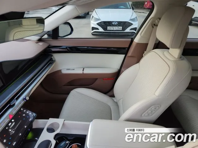 Hyundai Grandeur (GN7) id 2676962 из Кореи 18