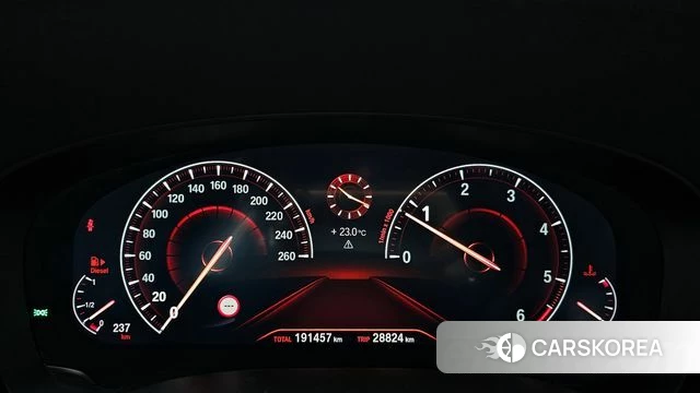 BMW 5 Series (G30) id 4377783 из Кореи 18