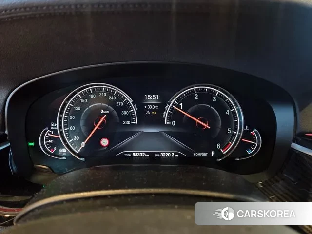 BMW 5 Series (G30) id 3034294 из Кореи 18