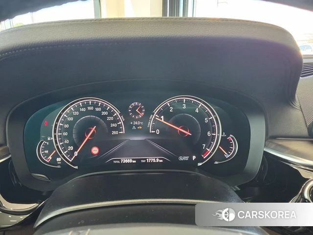 BMW 5 Series (G30) id 4930931 из Кореи 16
