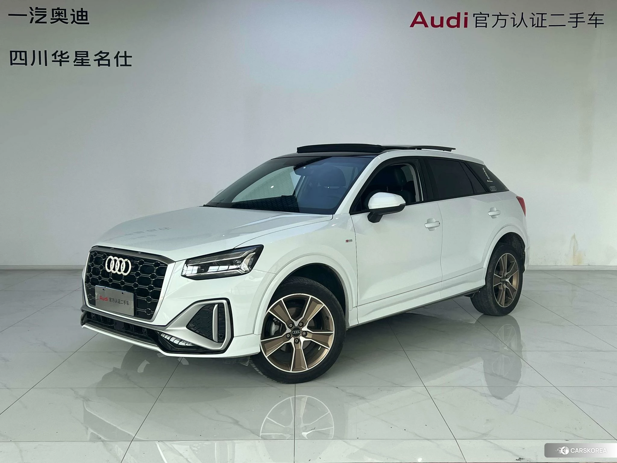 Audi Q2L id 4454126 из Китая 14