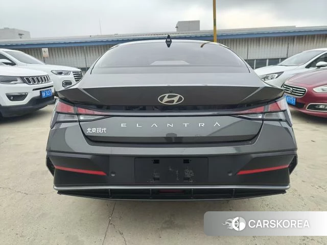 Hyundai Elantra id 4333430 из Китая 8