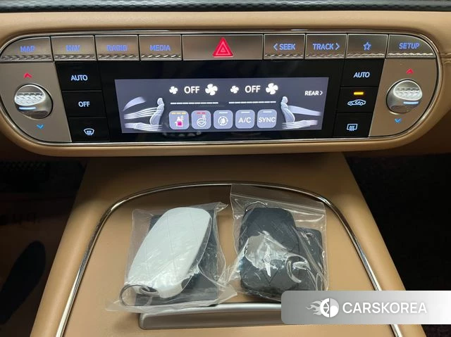 Genesis G90 (RS4) id 3953777 из Кореи 18