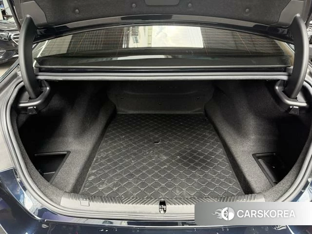 BMW 5 series id 4277543 из Китая 22
