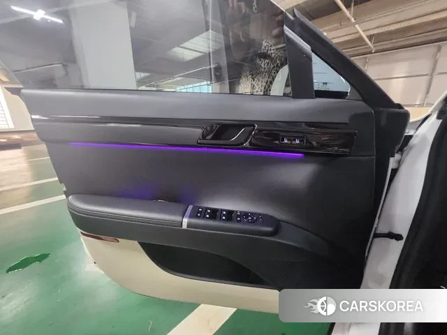 Hyundai Grandeur (GN7) id 3316789 из Кореи 18