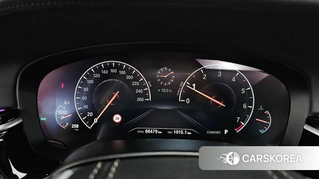 BMW 5 Series (G30) id 3905284 из Кореи 18