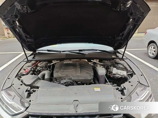 Audi A7L id 4276759 из Китая 8