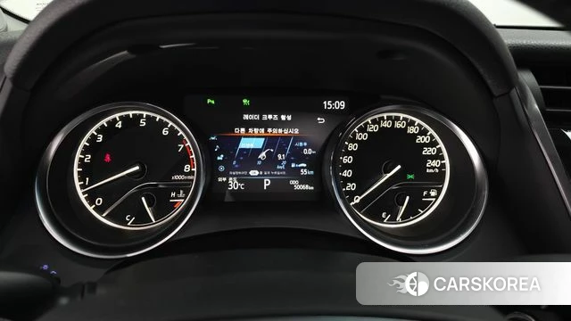 Toyota Camry (XV70) id 4620343 из Кореи 29
