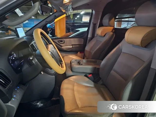 Hyundai The New Grand Starex id 3396787 из Кореи 18