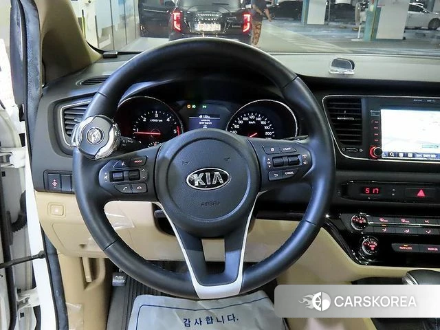 Kia The New Carnival id 4502710 из Кореи 18