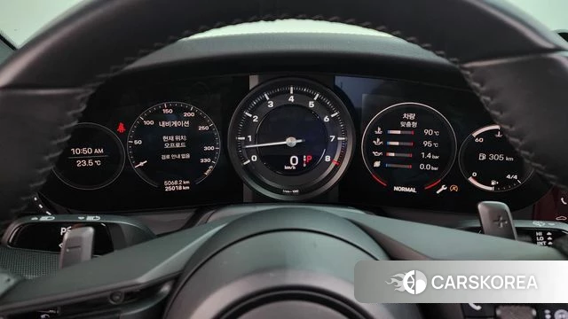 Porsche 911(992) id 4562697 из Кореи 31