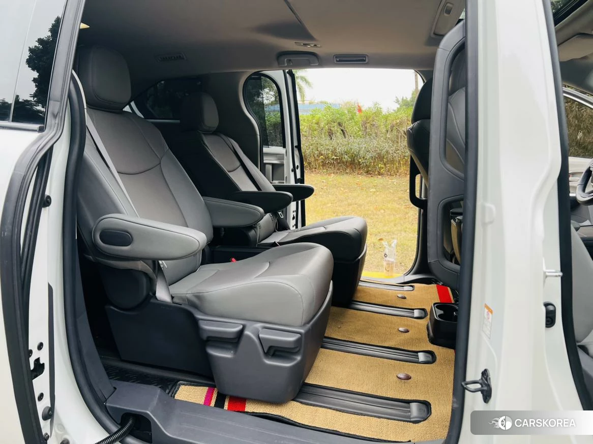 Toyota Saina id 4452559 из Китая 20