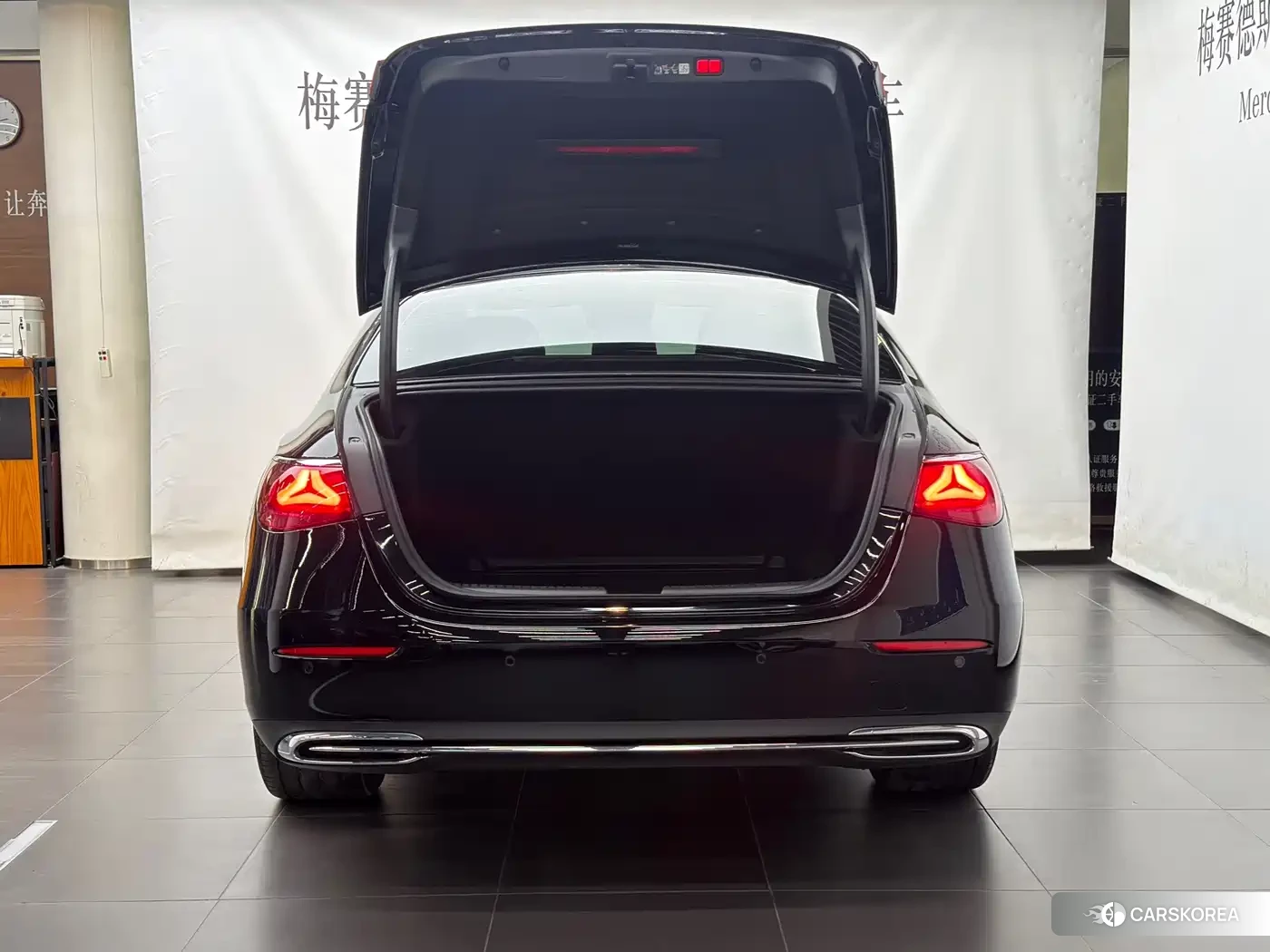 Mercedes-Benz E-Class id 4680511 из Китая 16