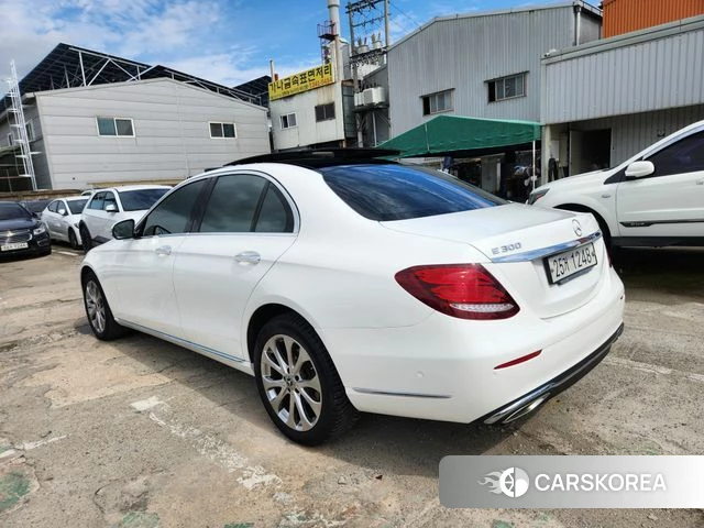 Mercedes-Benz E-Class W213 id 4780772 из Кореи 18