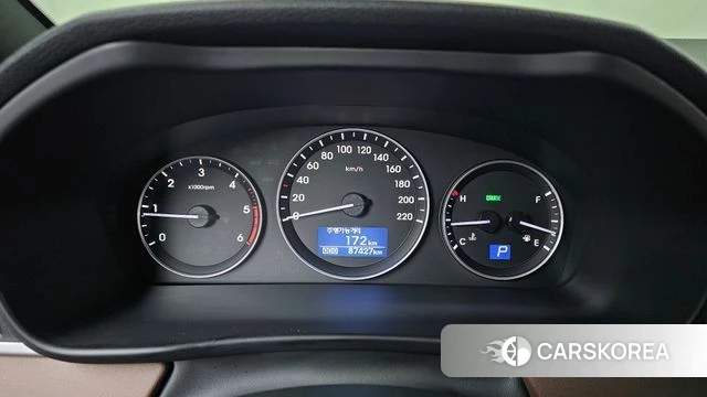 Hyundai The New Grand Starex id 3843730 из Кореи 18