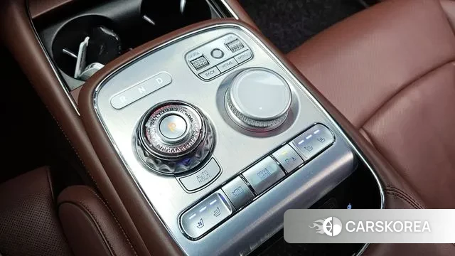 Genesis G90 (RS4) id 3721620 из Кореи 18