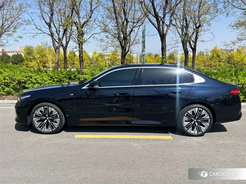 BMW 5 series id 4547285 из Китая 14