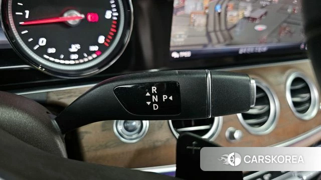 Mercedes-Benz E-Class W213 id 3795734 из Кореи 18