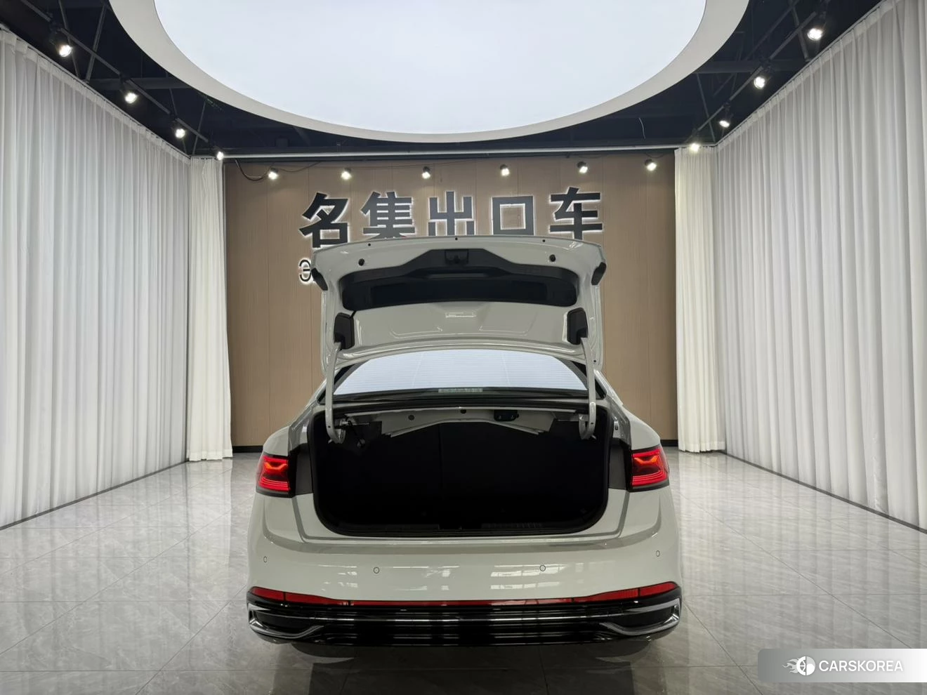Volkswagen Sagitar id 4486234 из Китая 15