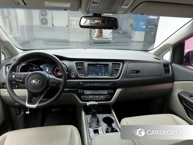 Kia The New Carnival id 4458796 из Кореи 18