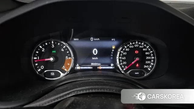 Jeep Renegade id 3631324 из Кореи 18