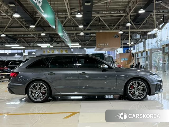 Audi S4 id 4359540 из Китая 25