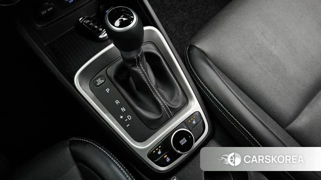 Hyundai Venue id 3860931 из Кореи 18