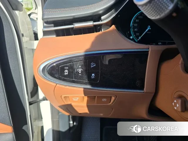 Genesis GV70 id 3401238 из Кореи 12