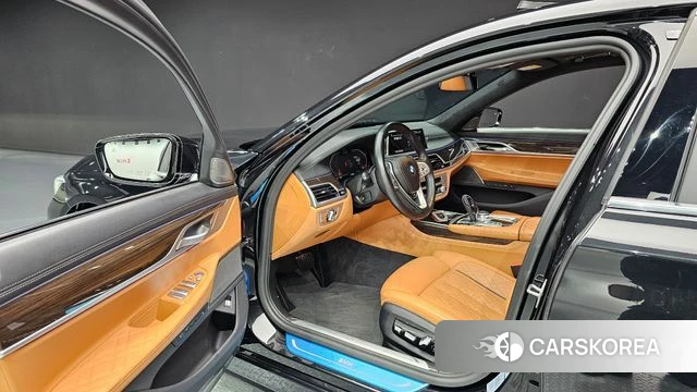 BMW 7 Series (G11) id 4245479 из Кореи 18