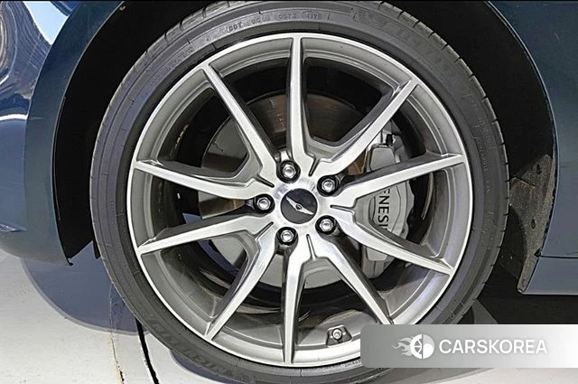 Genesis The New G70 id 4533777 из Кореи 18