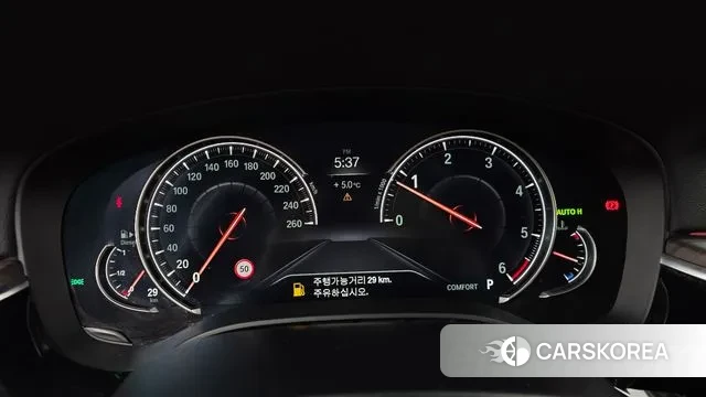 BMW 5 Series (G30) id 3588613 из Кореи 18