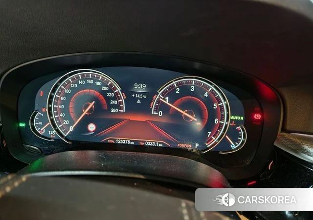 BMW 5 Series (G30) id 4246284 из Кореи 10