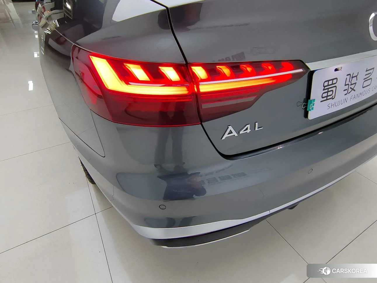 Audi A4L id 4440683 из Китая 17